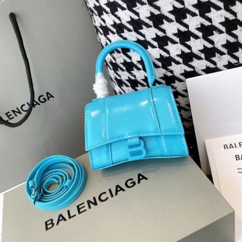Balenciaga DAMSKA TOREBKA KLEPSZA MINI Z RĄCZKĄ Z KOŃCA BŁYSZCZĄCA SKÓRA CIELĄCA M8000 NIEBIESKA