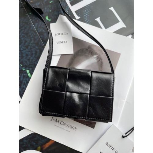 Bottega Veneta Candy Cassette A666688 czarny