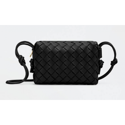 Bottega Veneta Mini torba na ramię ze skóry intrecciato 680254 czarna