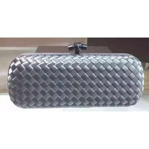 Kopertówka Bottega Veneta STRETCH Knot Sheepskin Leather Clutch BV8651 Grey