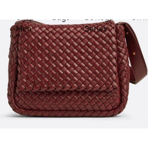 Bottega Veneta Mała wyściełana torba na ramię ze skóry intreccio 709418 Bordeaux