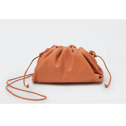 Bottega Veneta MINI TOREBKA 585852 Clay