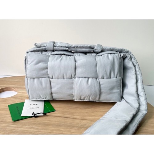 Bottega Veneta Nylon 591977 Jasnoszary