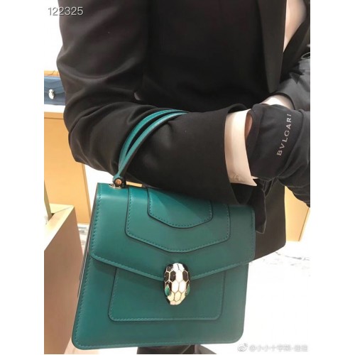 Bvlgari Serpenti Forever skórzana mała torebka typu crossbody 20289 Emerald
