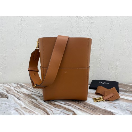 Torebka CELINE Sangle Seau z gładkiej skóry C3371-2 Brązowa