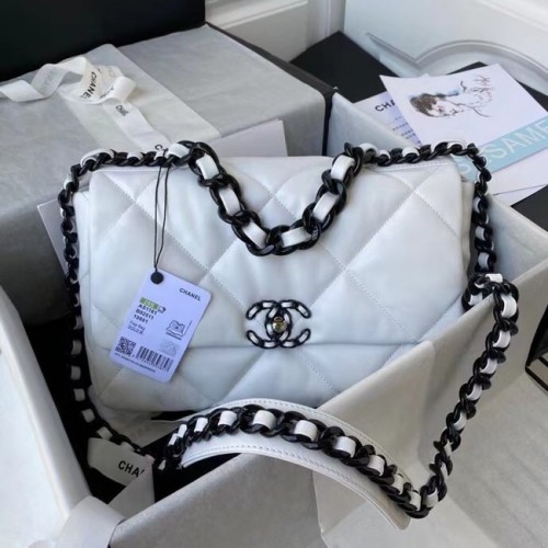 Torebka CHANEL Lambskin 19 Flap Bag AS1160 AS1161 czarno-biała