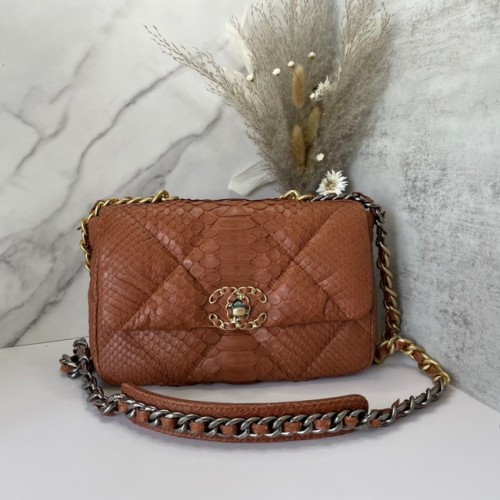 Torebka CHANEL 19 Flap Bag Oryginalna torebka z klapką ze skóry węża AS1160 Camel