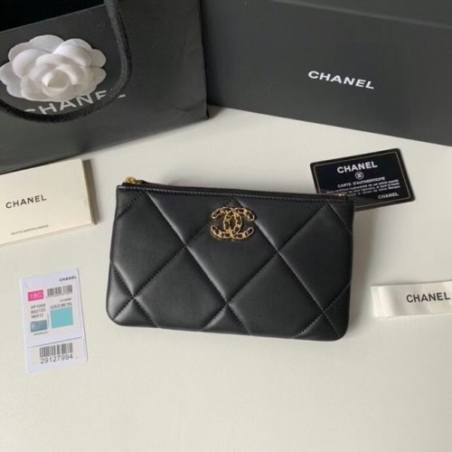 Torba podróżna CHANEL 19 Sheepskin Original Leather AP1059 czarna