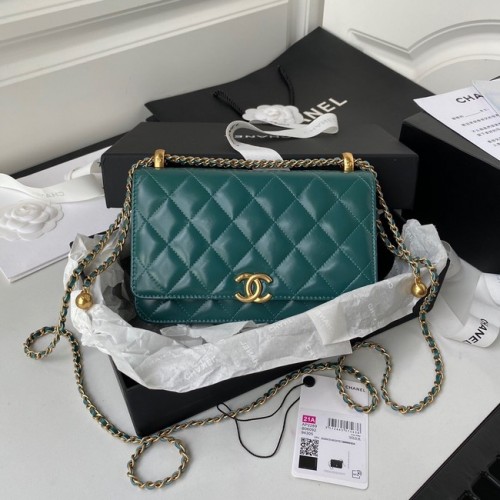 Torebka na ramię CHANEL Lambskin Flap AP2289 zielona