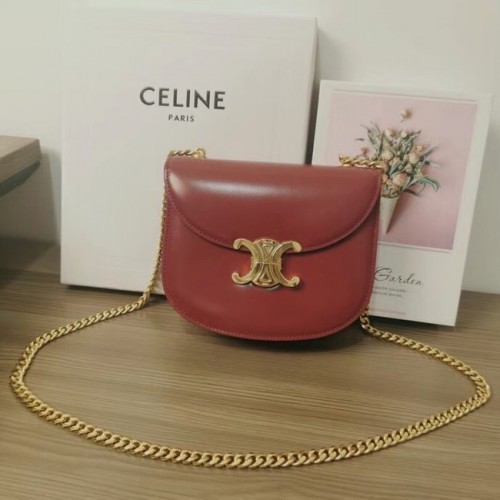 Celine TEEN CHAIN BESACE TRIOMPHE Z BŁYSZCZĄCEJ SKÓRY CIELĘCEJ 110973 CARMIN
