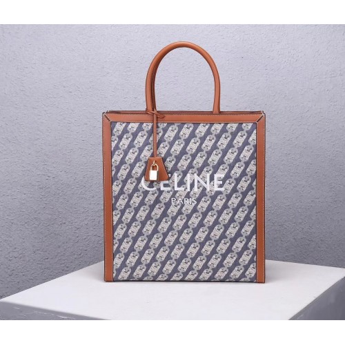 Torebka Celine Teen Triomphe z płótna Triomphe i skóry cielęcej CL90402 niebieska