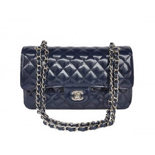 Kup tanio torebkę Chanel 2.55 Series Royalblue z lakierowanej skóry z klapką i srebrnymi okuciami