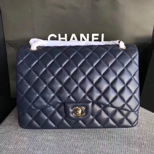 Torebka Chanel Maxi Quilted Classic Flap Bag w kolorze niebieskim z owczej skóry A58601 Gold