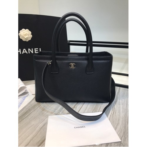 Chanel Calfskit w kolorze srebrnym Metal A91868 czarny