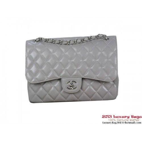 Torebka Chanel Classic Flap Bag w kolorze szarym, z oryginalnymi wzorami Cannage, ze skóry w kolorze srebrnym