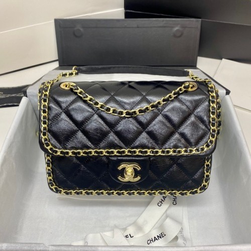 Torebka Chanel Classic Flap Bag z oryginalnej skóry owczej 3366 w kolorze czarnym i złotym z metalem