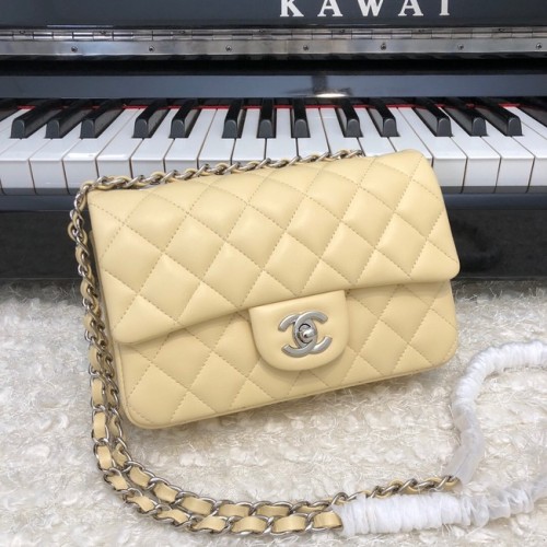 Torebka Chanel Classic Flap Bag z oryginalnej skóry owczej A1116 w kolorze morelowym i srebrnym z metalem
