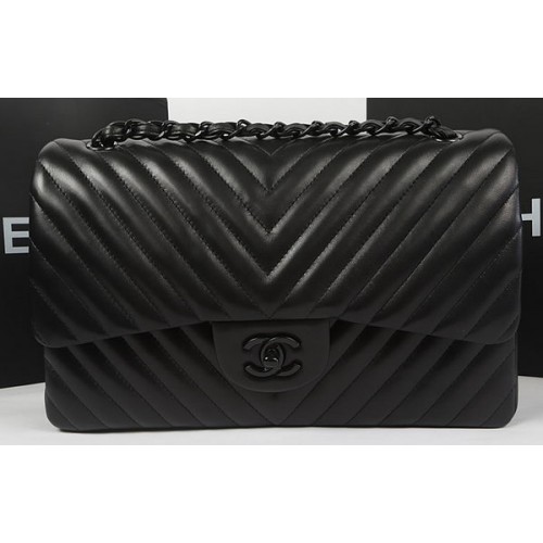 Torebka Chanel Classic Flap Bag z owczej skóry z pikowaniem Chevron A1113 w kolorze czarnym