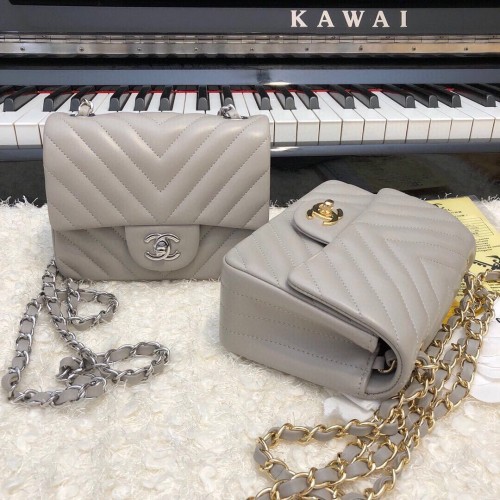 Torebka Chanel Classic MINI Flap Bag z oryginalnej skóry owczej A1115 w kolorze szarym