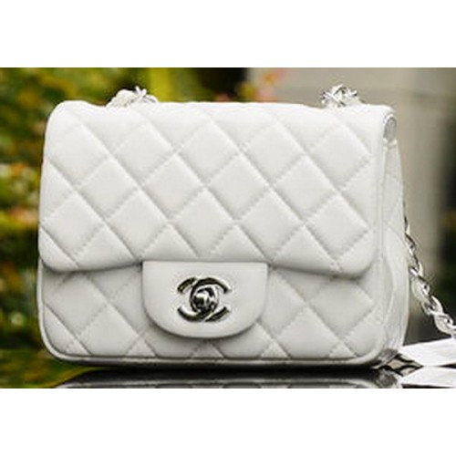 Torebka Chanel Classic MINI Flap Bag z białej owczej skóry A37585 w kolorze srebrnym