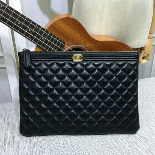 Torebka kopertówka Chanel, czarna, owcza skóra, 7010, złoto