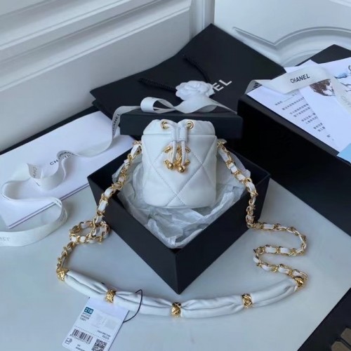 Torebka Chanel ze ściągaczem, skóra jagnięca, metal złoty, AP2330, biała