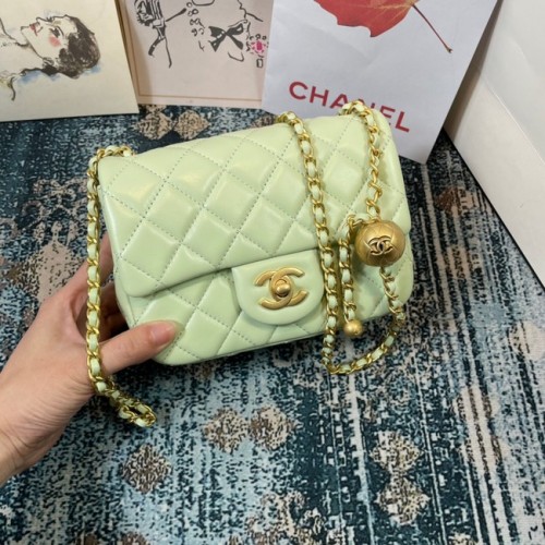 Torebka na ramię Chanel Flap Lambskin 1115 jasnozielona
