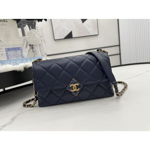 Torebka na ramię Chanel Flap Lambskin AS2557 ciemnoniebieska