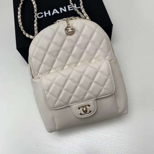Plecak Chanel Grained Calfskin Gold-Tone Metal AS0004 kremowo-biały