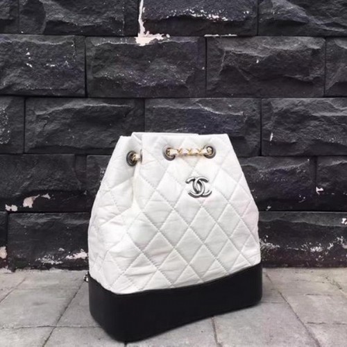 Torebka typu hobo Chanel, oryginalna skóra owcza, A92994, biała