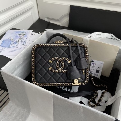 Chanel Lambskin Crystal Calfskine Metalowa kosmetyczka w kolorze złotym 8818 czarna