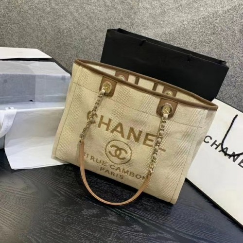 Duża torebka na ramię Chanel A67001 Kremowa