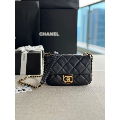 Chanel MINI FLAP BAG Lambskin Gold-Tone Metal AS3473 czarny