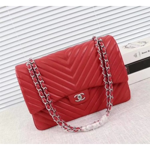 Torebka Chanel Maxi Classic Flap Bag w kolorze czerwonym, z owczej skóry w jodełkę, A58601, srebrna