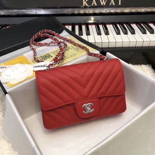 Torebka Chanel Small Classic Handbag z licowej skóry cielęcej w kolorze srebrnym, metalowa, A69900, czerwona