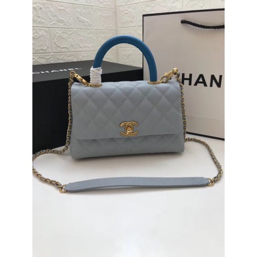 Torebka Chanel Small Flap Bag z uchwytem u góry A92990 jasnoniebieska