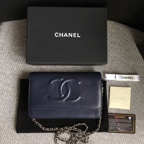 Torebka na ramię Chanel WOC Original Calfskin Leather w kolorze ciemnoniebieskim, 33814, srebrna