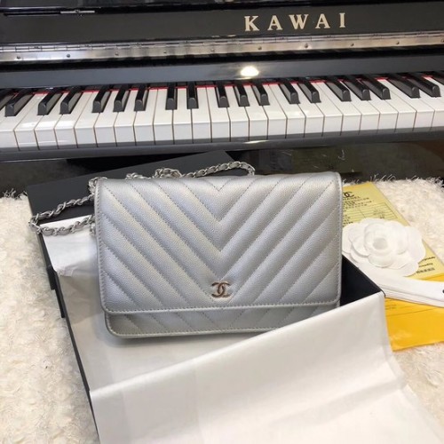 Torebka Chanel WOC Original Caviar Leather Flap na ramię V33814 Srebrnoszara Srebrny łańcuszek