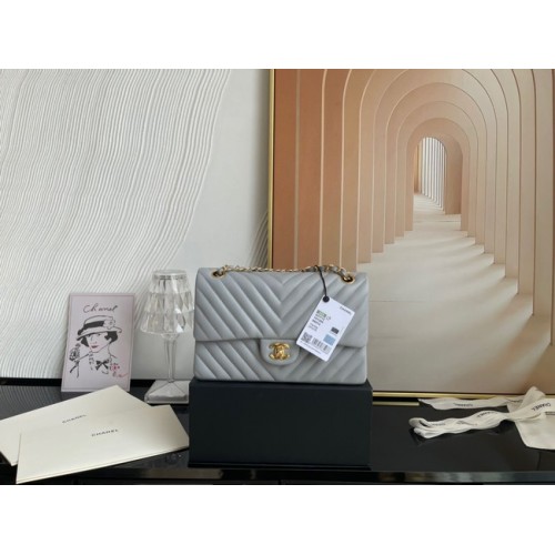 Klasyczna torebka Chanel Lambskin Gold Metal V01112 szara