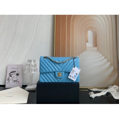 Klasyczna torebka Chanel Lambskin Gold Metal V01112 Sky Blue