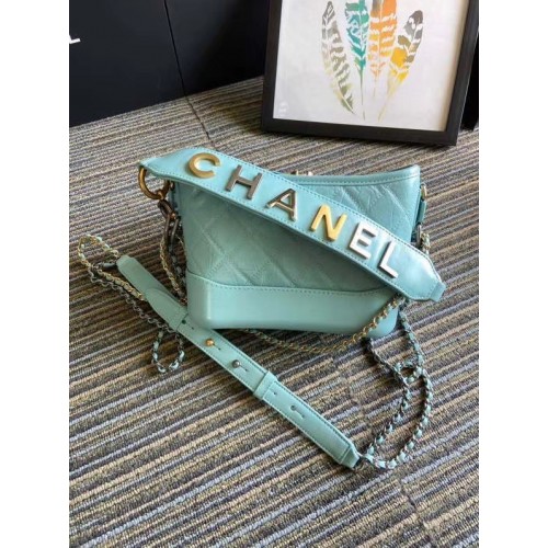 Torebka typu hobo Chanel Gabrielle S0865 w kolorze błękitnym