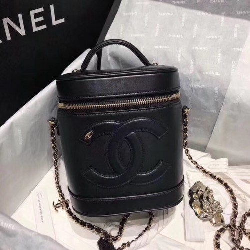 Kosmetyczka Chanel Lambskin Gold-Tone Metal AS0323 czarna