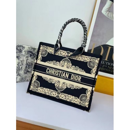 DIOR BOOK TOTE Wielokolorowa haftowana torba M1297ZR-14