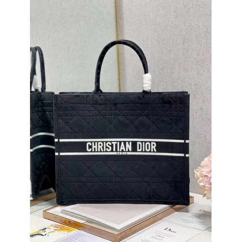 DIOR BOOK TOTE Velvet C1286-5 biały