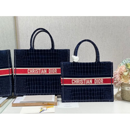 DIOR BOOK TOTE Aksamitna torba z krokodylem M1286 Ciemnoniebieska