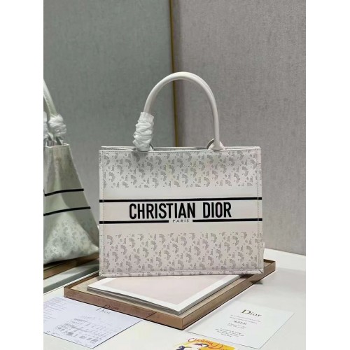TORBA DIOR BOOK TOTE ze skóry Constellation Haft M1296ZR biała