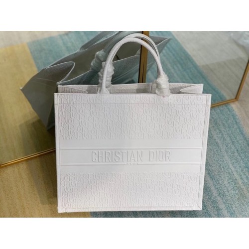 TORBA DIOR BOOK TOTE Z cielęcej skóry M1296Z biała