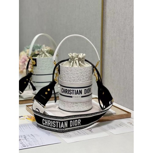 Dior Bubble Maple Leaf Embossing Bucket Bag ze skóry cielęcej C9300 biały