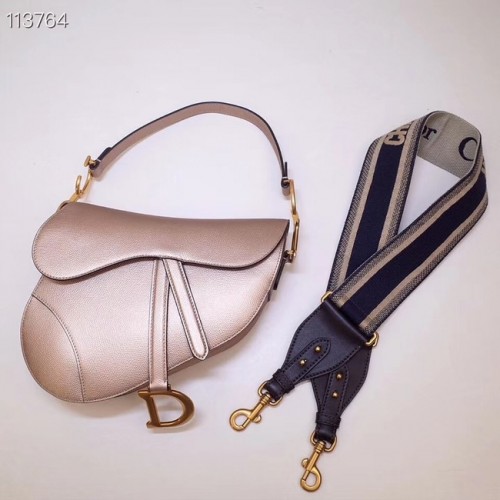 Dior Mini Saddle Bag ze skóry cielęcej M0447 Gold