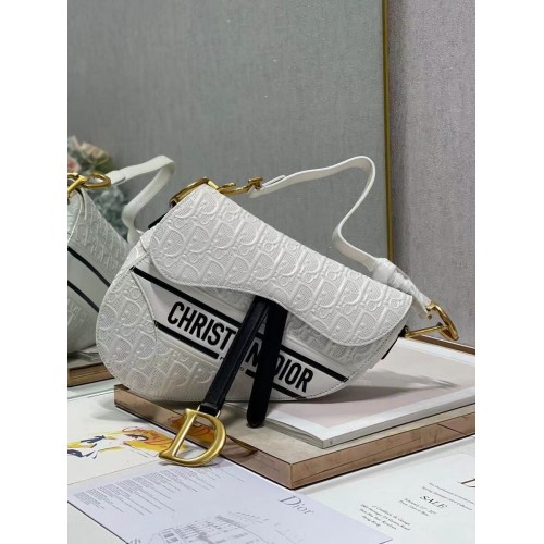 Dior SADDLE-TAS VAN KALFSLEEER C9406 white